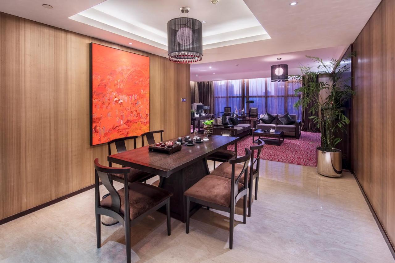 Christian'S Hotel Luoyang ليويانج المظهر الخارجي الصورة