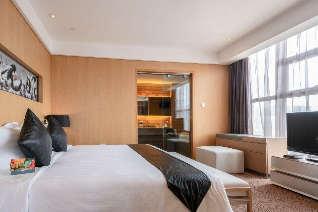 Christian'S Hotel Luoyang ليويانج المظهر الخارجي الصورة
