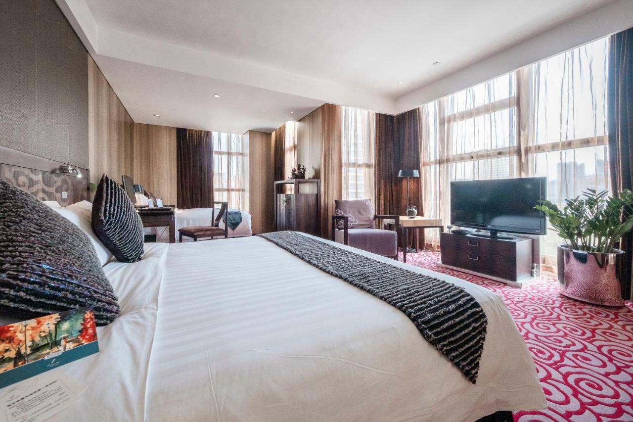 Christian'S Hotel Luoyang ليويانج المظهر الخارجي الصورة