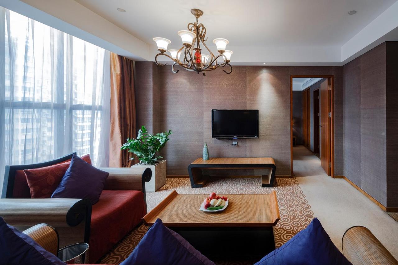 Christian'S Hotel Luoyang ليويانج المظهر الخارجي الصورة